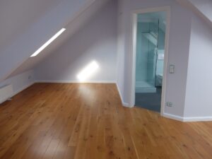 Schlafzimmer mit Bad