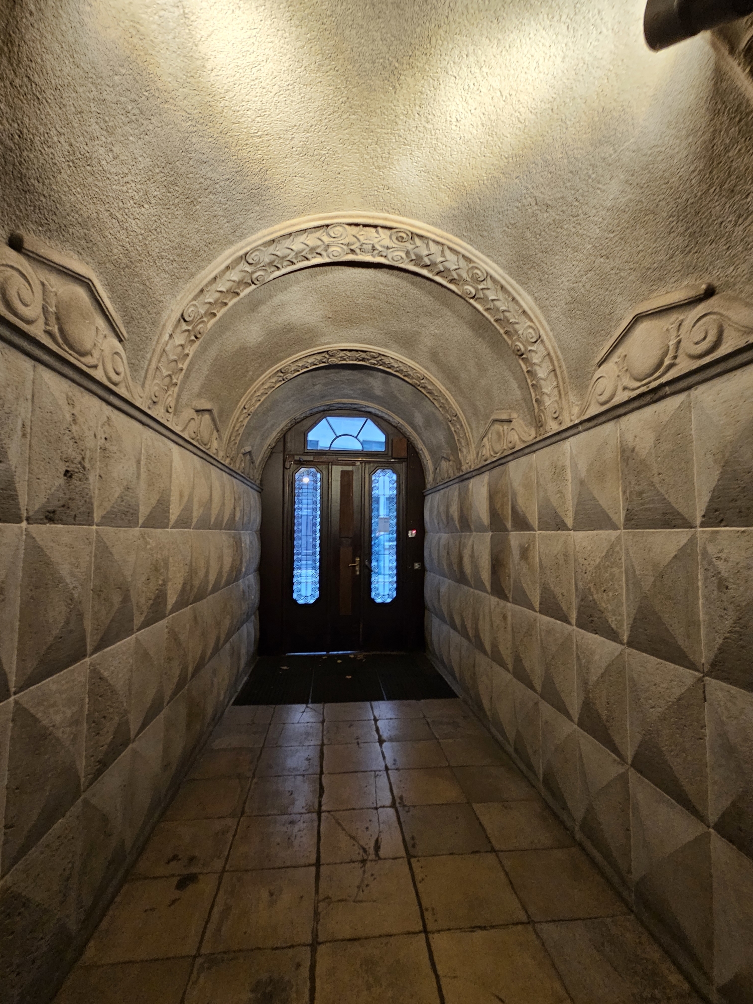 Zugang Altbau