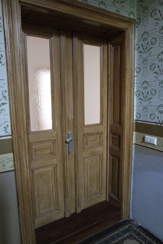 Wohnungseingangstür