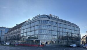 Front Listhaus 1