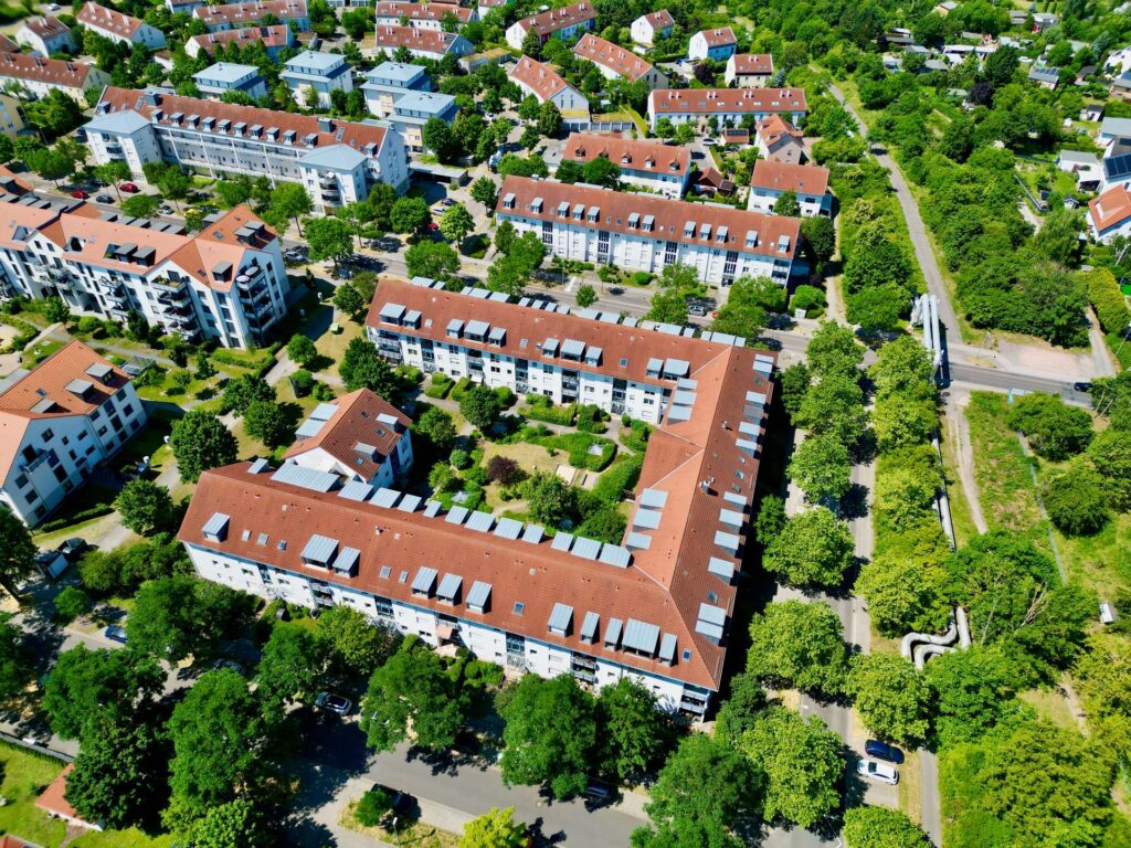 Luftaufnahme der Wohnanlage.