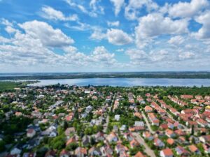 Wenige Hundert Meter Luftlinie vom Cossi entfernt.