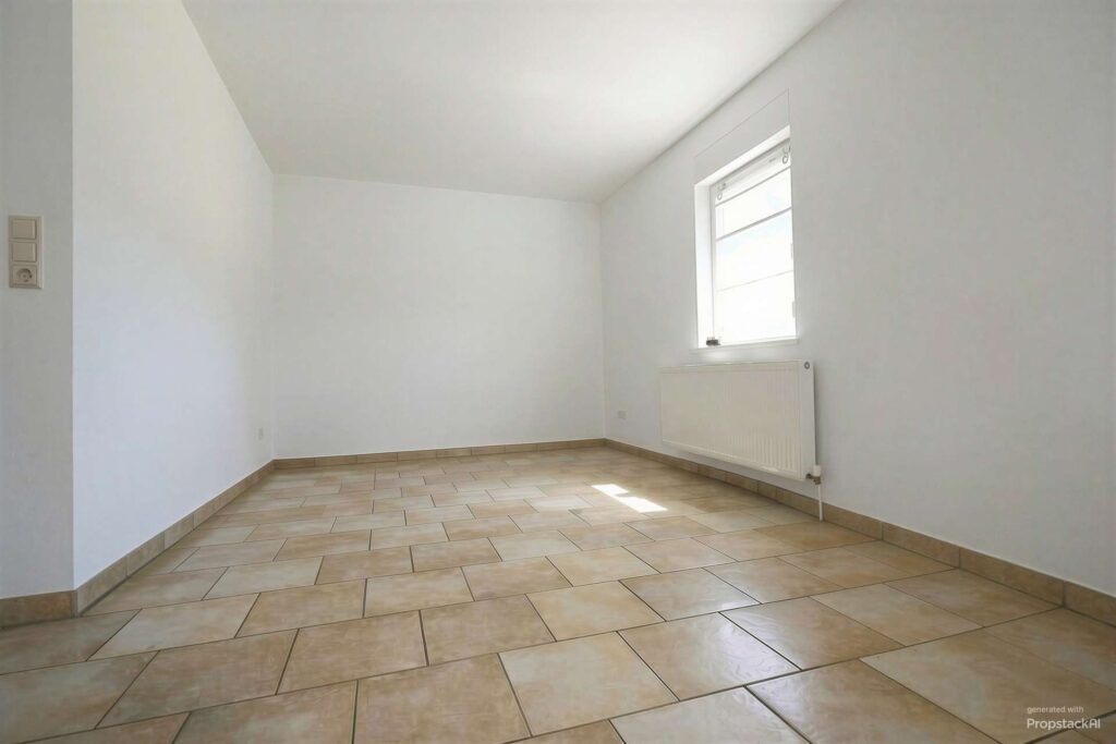 Wohnzimmer - (mittels KI ohne Möbel dargestellt)