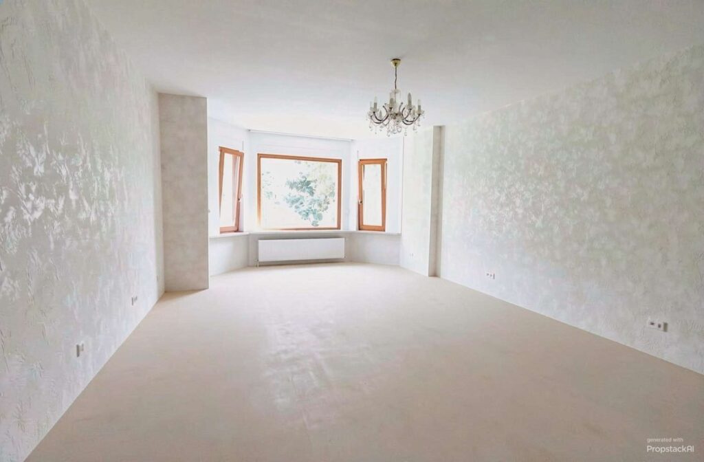 Wohnzimmer im EG (Darstellung KI-gestützt entmöbliert)