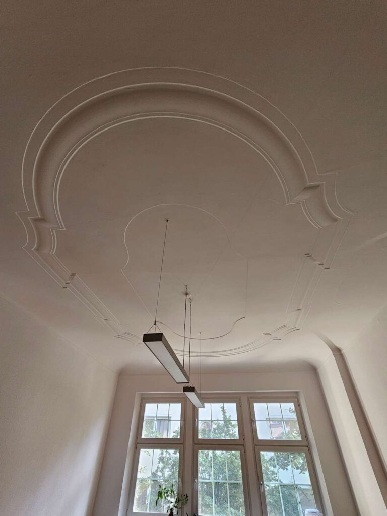 Deckendetail