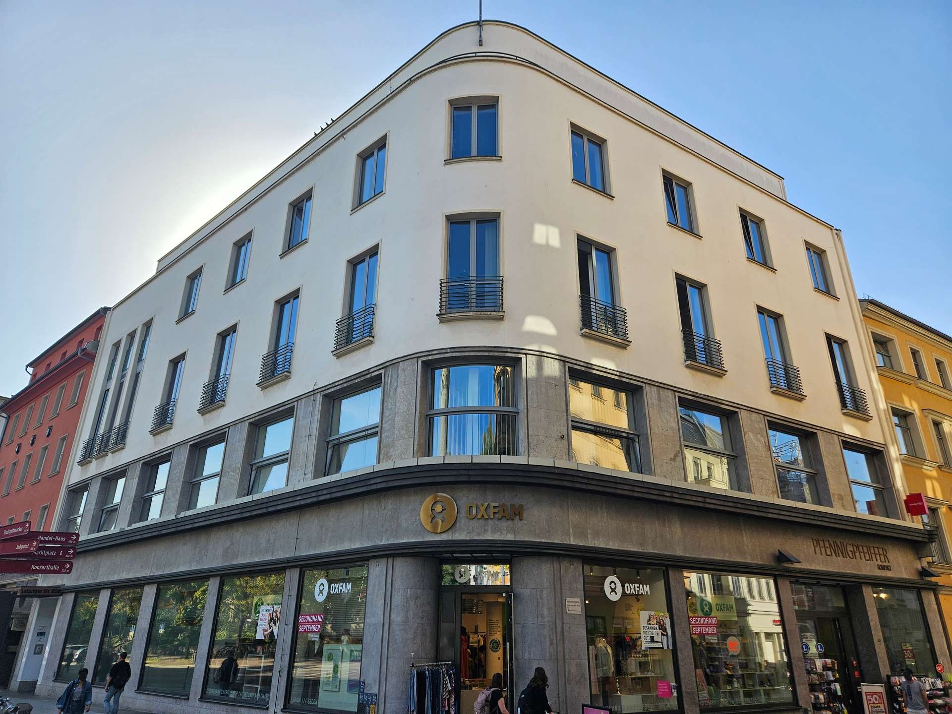 Sehr gut ausgestattete Bürofläche im Zentrum von Halle