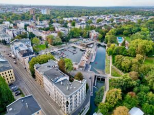 Der Stadthafen ganz in der Nähe.