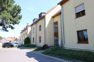 Straßenansicht des Gebäudes