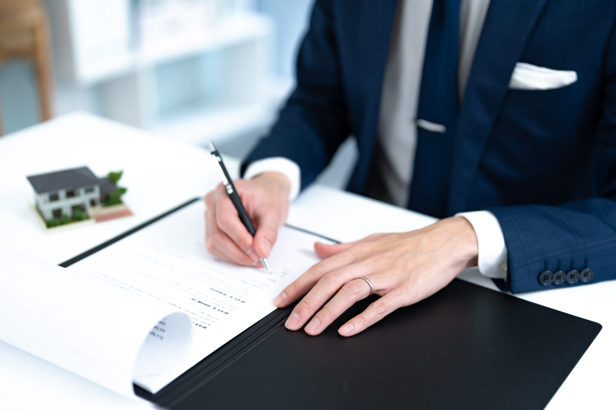 Unterschrift unter Gewerbemietvertrag